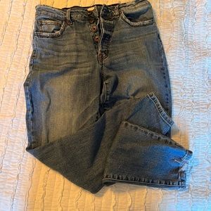 Sneak peek high rise jeans ankle length